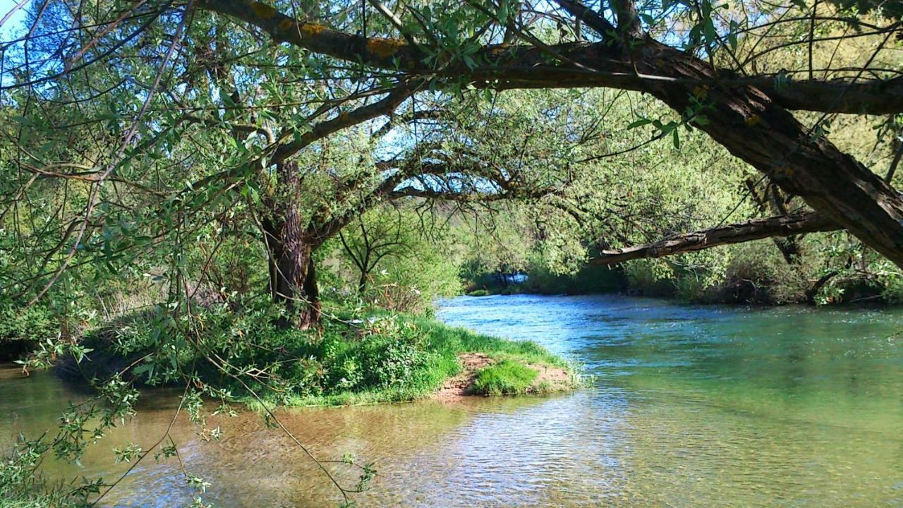 Smaragd River Near Rastoke & Plitvice Lakes Slunj Eksteriør billede